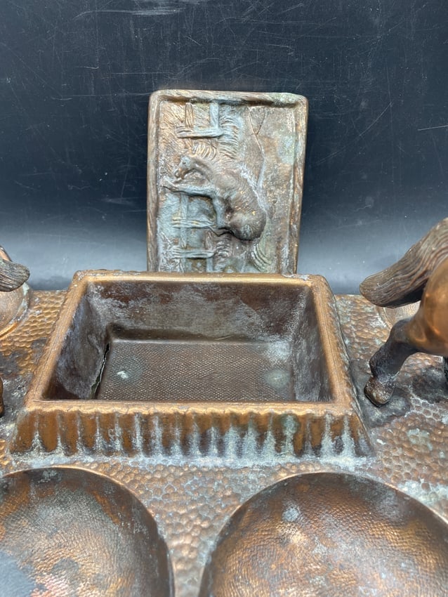 Vintage Cast Western, Equestrian Theme Two Horse Double Pipe Rest & Ashtray w Cast Covered Box - 4