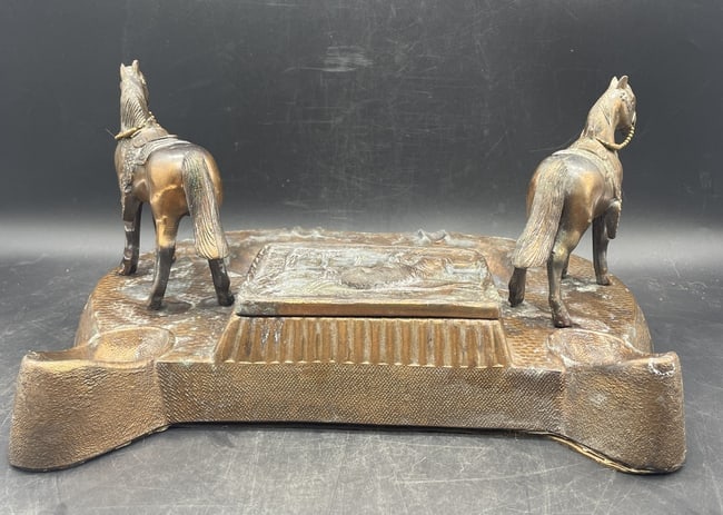 Vintage Cast Western, Equestrian Theme Two Horse Double Pipe Rest & Ashtray w Cast Covered Box - 5