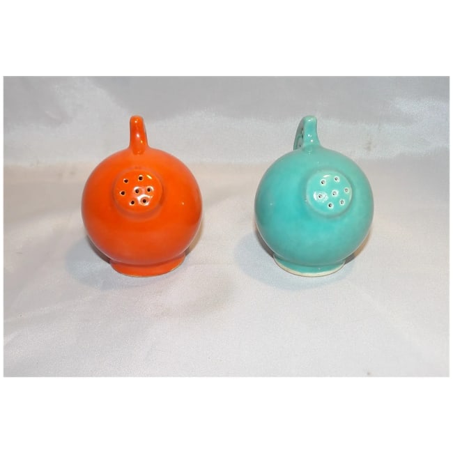 Red Wing Gypsy Trail Salt and Pepper Shakers - 2