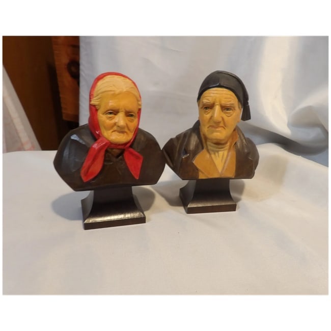 Han Huggler Wyss Hand Carved Black Forest Wood Bust of Swiss Old Man and Woman - 3