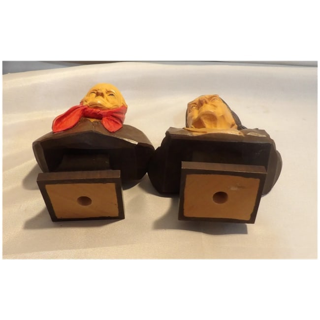 Han Huggler Wyss Hand Carved Black Forest Wood Bust of Swiss Old Man and Woman - 7