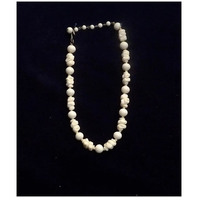 Vintage Hand Strung Milk Glass Bead Necklace - 4