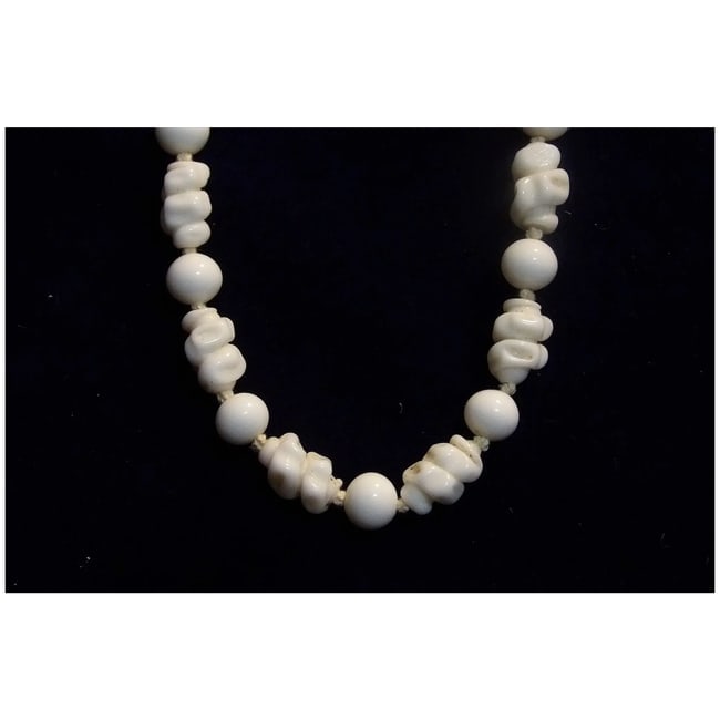 Vintage Hand Strung Milk Glass Bead Necklace - 5