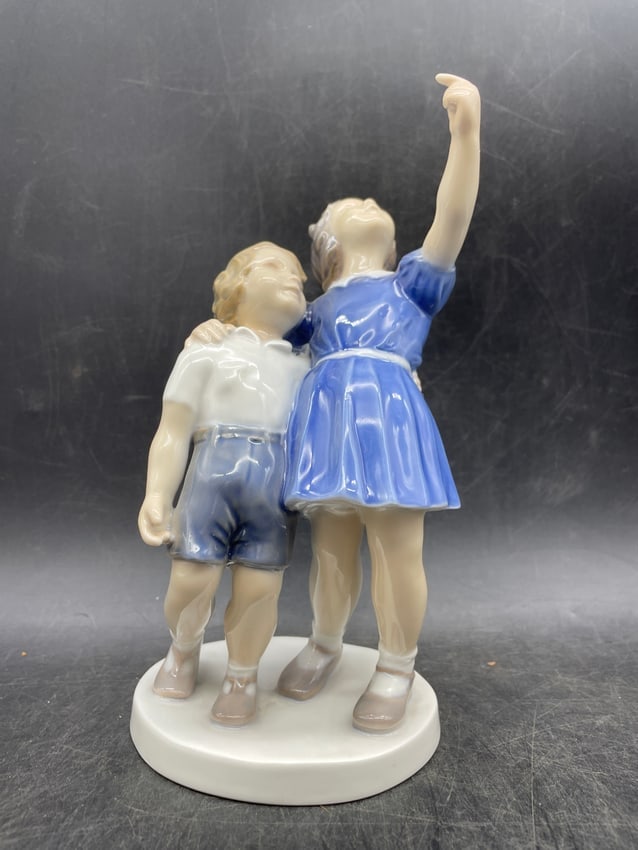 Bing and Grondahl Copenhagen Denmark Porcelain Figurine Throw Back The Ball - 2
