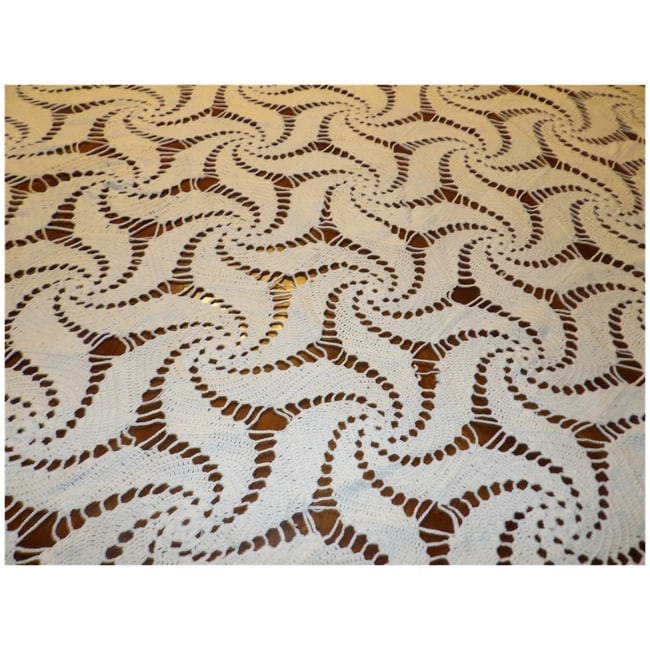 Vintage 1970's Hand Cochet Tablecloth/Bedspread - 6