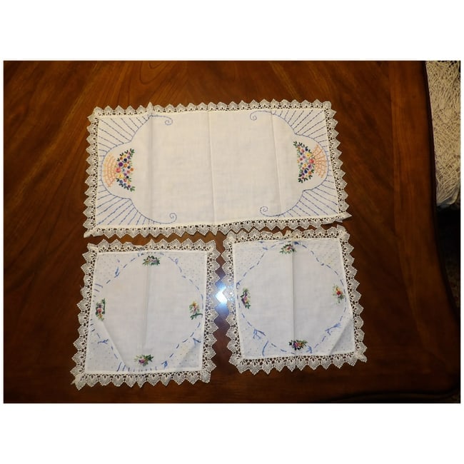 Southern Style Dresser Scarf - 2