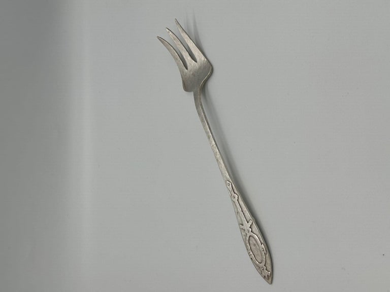 Vintage Arts and Crafts Fish Serving Fork - 4
