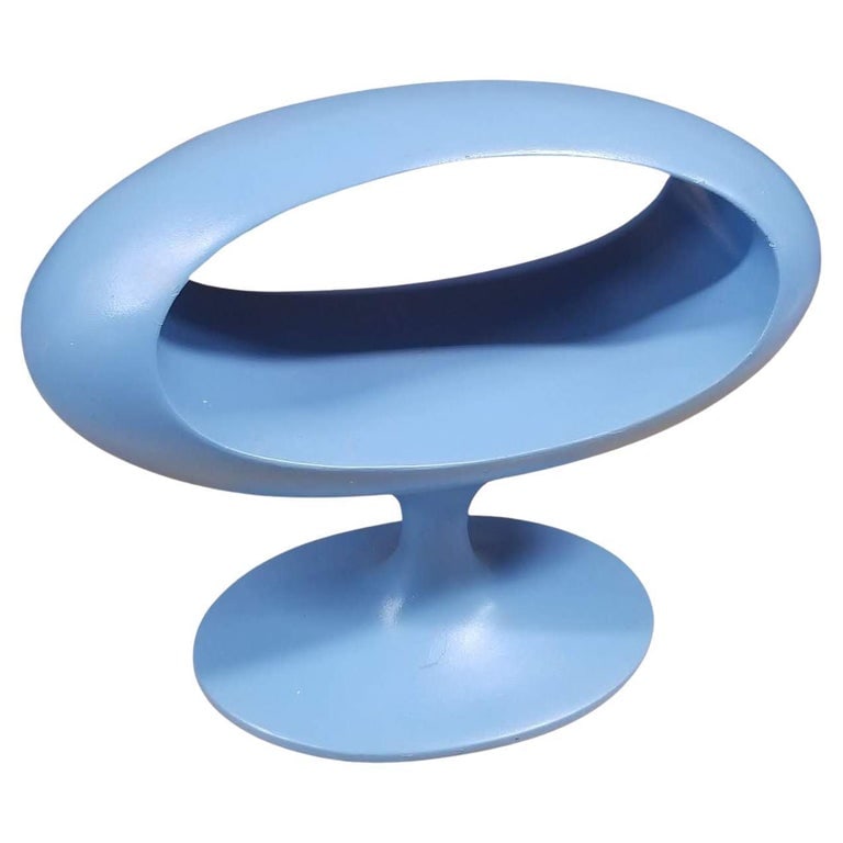 Y2K Space Age Mod Side Pedestal Table by William Emmerson: This is an original William Emmerson 1960s style Space Age Mod side table made circa 2006. A striking piece of furniture that embodies the futuristic design aesthetics of the Mid Century era. Characte