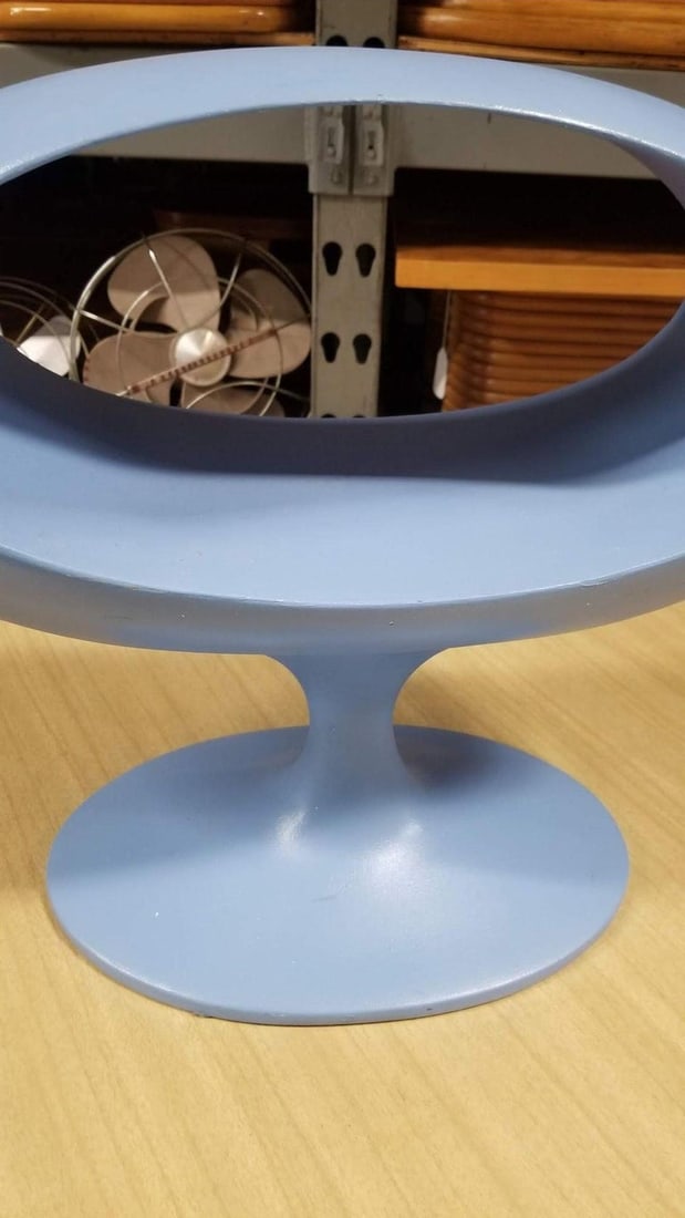 Y2K Space Age Mod Side Pedestal Table by William Emmerson - 8