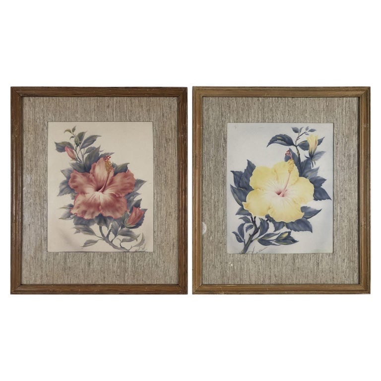 1940 Floral Still Life Original Airbrushed Painting by Ted Mundorff, Pair: This set of 2 1940s original airbrush artwork paintings of Hibiscus florals by Ted Mundorff. One is yellow and one is red. Both pieces have in their original grass mat picture frames. A great