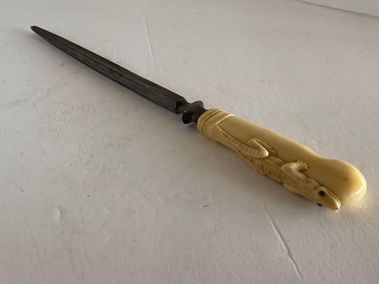 19th Century Hand-Carved Bone Alligator Handled Culinary Carving Set - 10