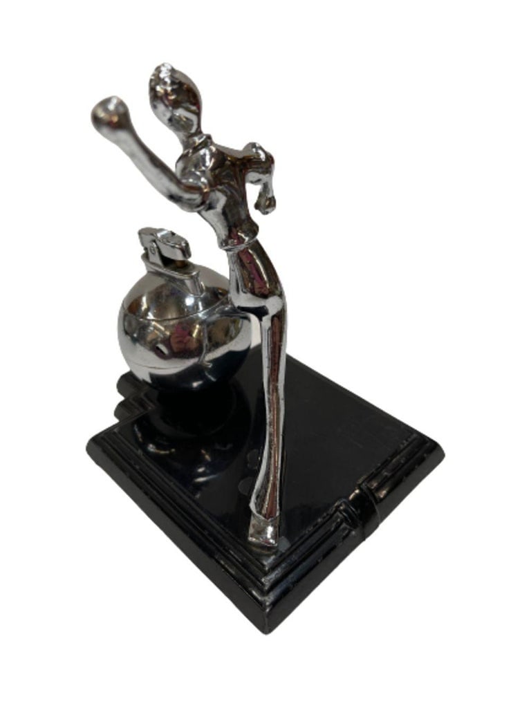 Art Deco Ball Player Table Table Lighter with Base by Ronson - 6