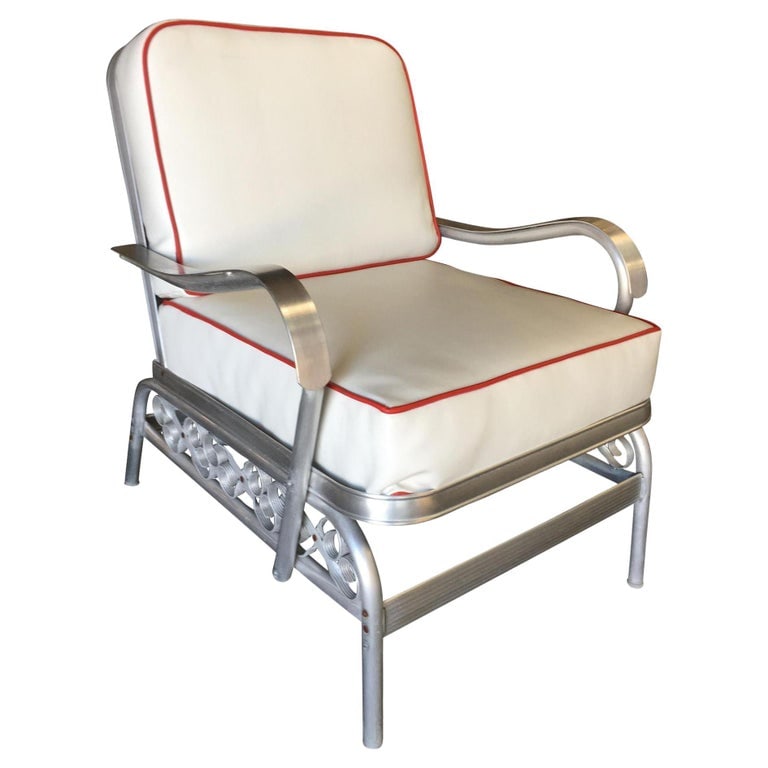 Aluminum Patio / Outdoor Lounge Chair with Scrolling Side, circa 1950 (1 of 9)