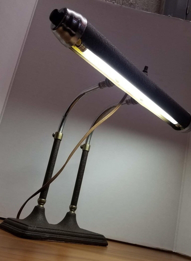 Art Deco Machine Age Chrome Adjustable Flourescent Desk Lamp - 4