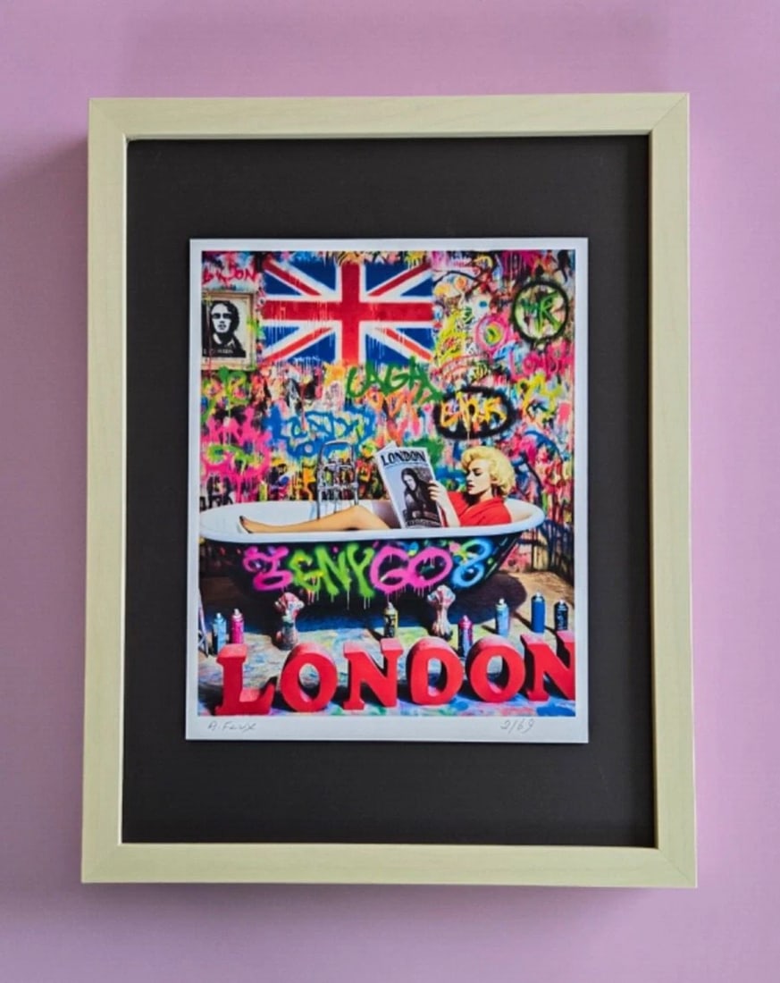 AIDAN FLUX | Hand Signed Original Print Framed Ltd. Ed. COA Marilyn Monroe: This is a Stunning and Scarce 100% Authentic New Print by Aidan Flux AIDAN Flux represents a new wave of artists who embrace technology as a partner in creation, crafting works that resonate with the
