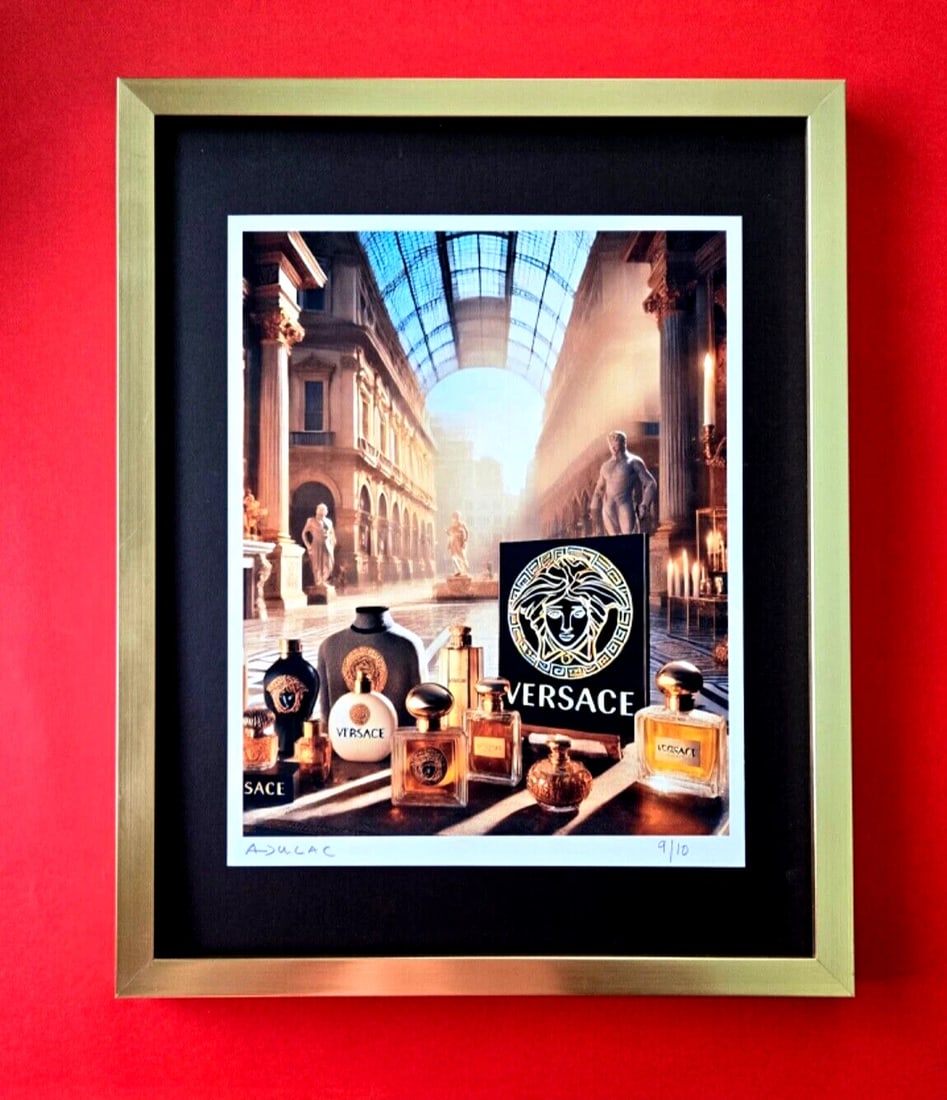 ALEXANDER DULAC VERSACE Hand Signed Authentic Framed Print Ltd.Ed. of 10 COA!: Up for Sale is this Beautiful and Elegant Hand Signed Authentic Giclee by renowned contemporary artist ALEXANDER DU LAC " VERSACE SPIRIT " The print is 8x8in., measuring framed 15 inches in height