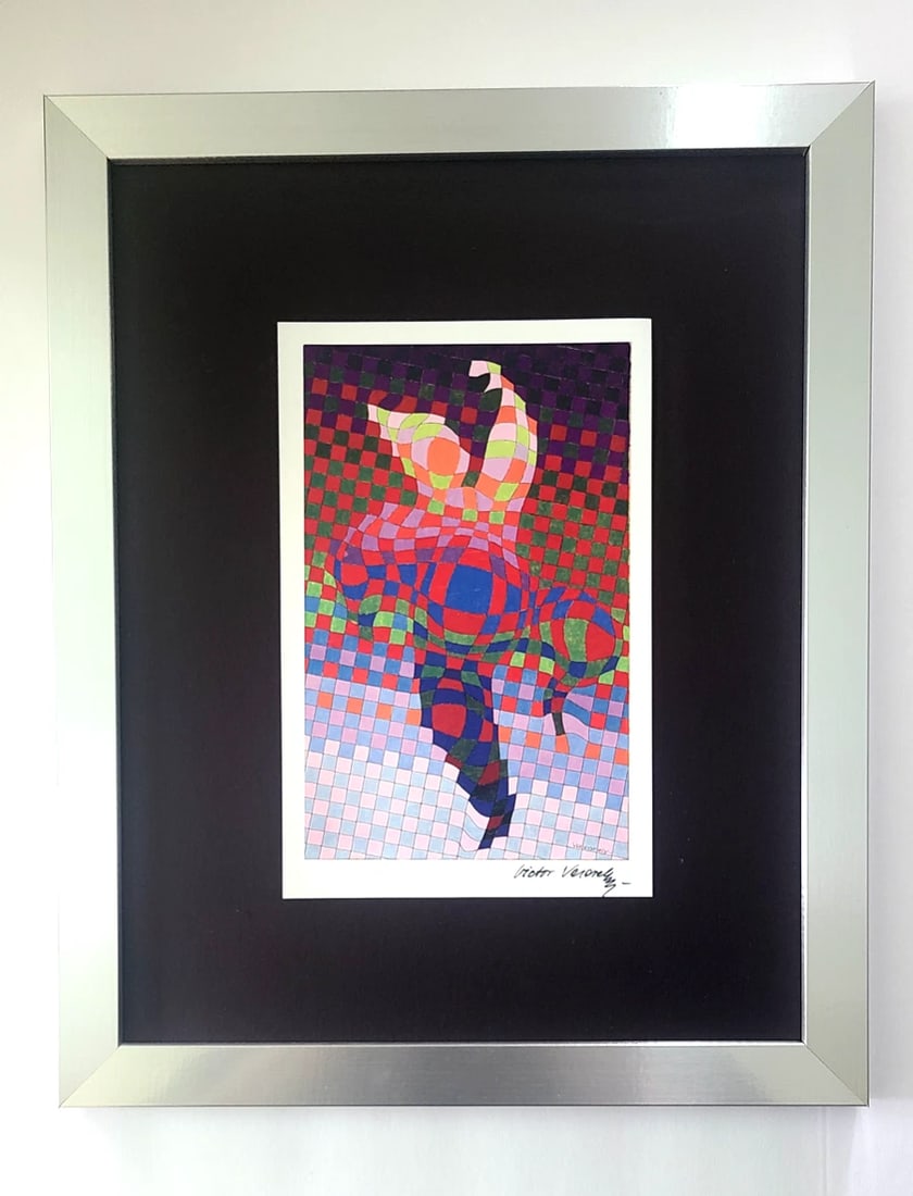 VICTOR VASARELY + SIGNED GEOMETRIC ABSTRACT PRINT FROM 1970 + NEW FRAME 14x11in.: We have for Sale this AWESOME 1970's PRINT AFTER VICTOR VASARELY FACSIMILE SIGNED IN INK SIZE OF THE PRINT IS ABOUT: 6 X 6 in FRAME COVERS AN AREA OF 16 X 13 in PRINT IS MOUNTED OVER A BLACK BOARD