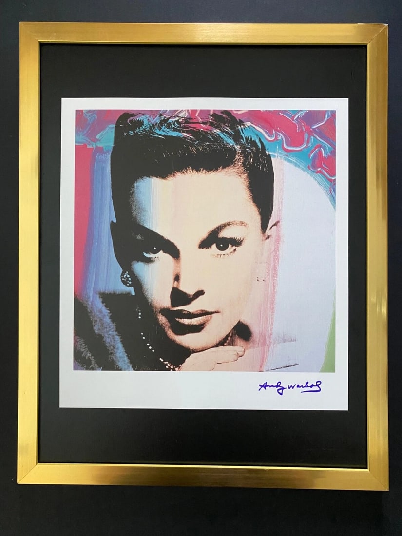 ANDY WARHOL VINTAGE SIGNED 1984 JUDY GARLAND RARE PRINT FRAMED READY TO HANG: This is a Stunning and Scarce 1984 Print after Andy Warhol " JUDY GARLAND " from - His Pop Art Collection- Facsimile Signed in Ink Mounted on a Brand New Frame covering an area of 15x12in. Printed in