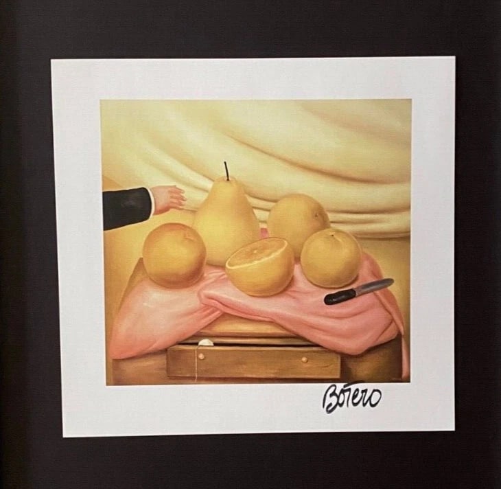Fernando Botero | Awesome Signed Vintage Print from Colombia | New Golden Frame - 2