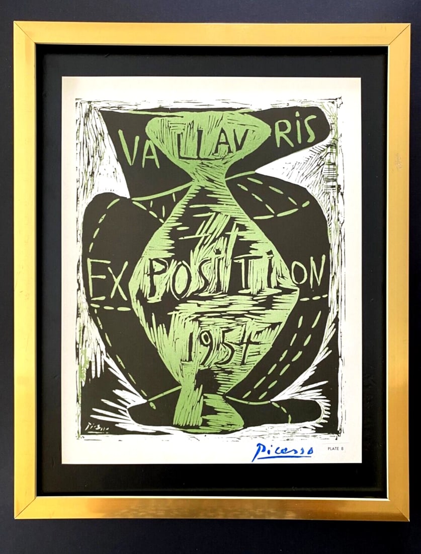 PABLO PICASSO | Vintage 1964 Signed Offset Lithograph | Ltd. Ed | Framed: Up for Auction this Beautiful and Scarce Vintage 1964 Offset Lithograph PABLO PICASSO "Vallauris Exposition" Facsimile Signed in Blue Ink Art Print is about 12 X 9 in. This piece is mounted on a 11 x 