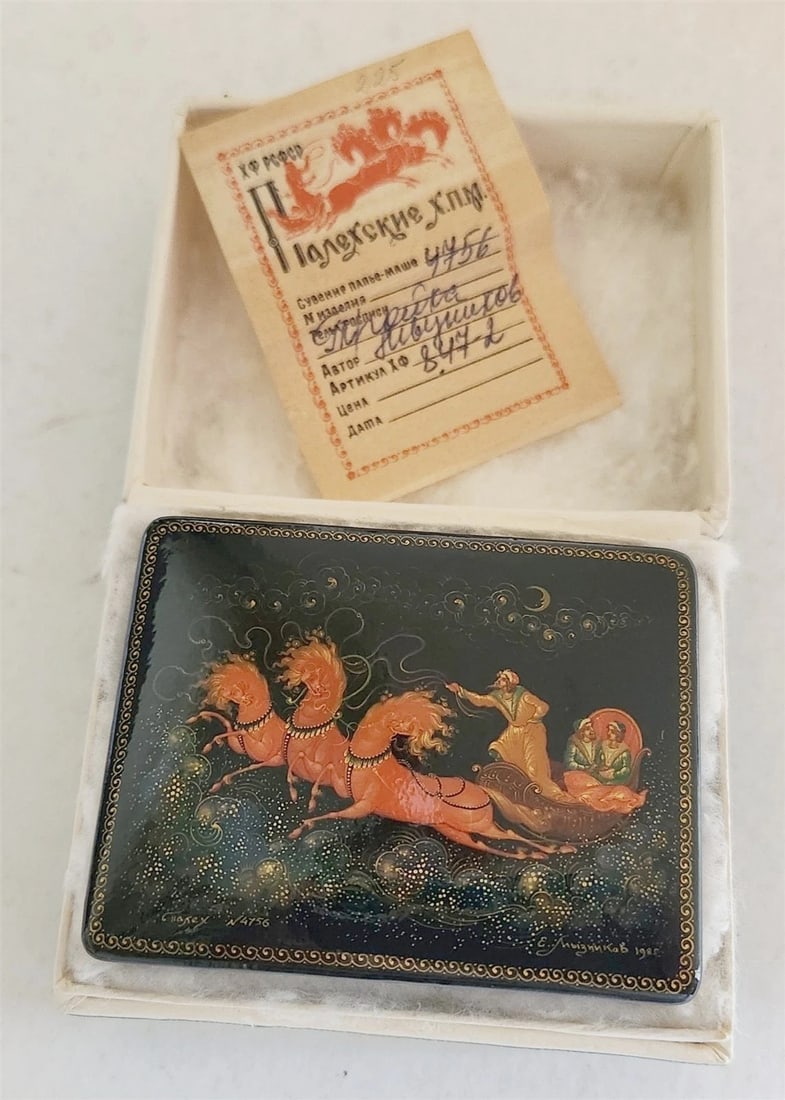 RUSSIAN PALEKH SCHOOL 1985 HAND PAINTED LACQUER BOX TROIKA vintage ARTIST SIGNED - 7