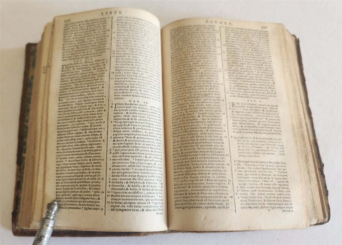 1607 BIBLE in LATIN Biblia Sacra ANTIQUE - 4