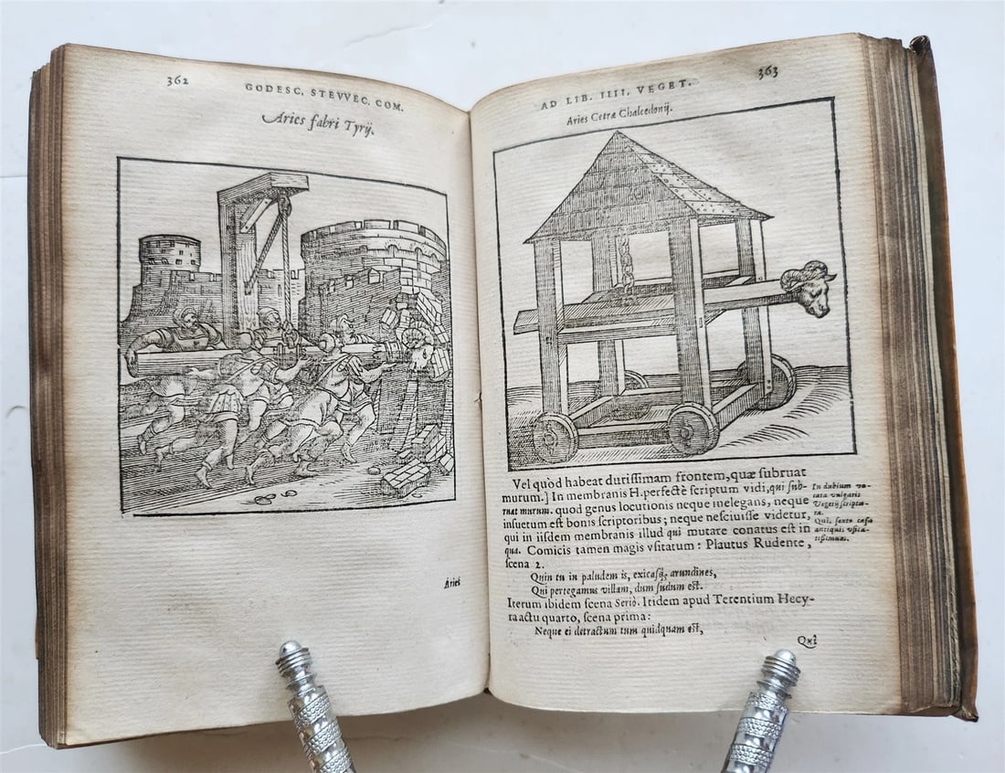 1592 ILLUSTRATED ANCIENT WARFARE TREATISE by V.Flavius antique VELLUM BINDING - 12