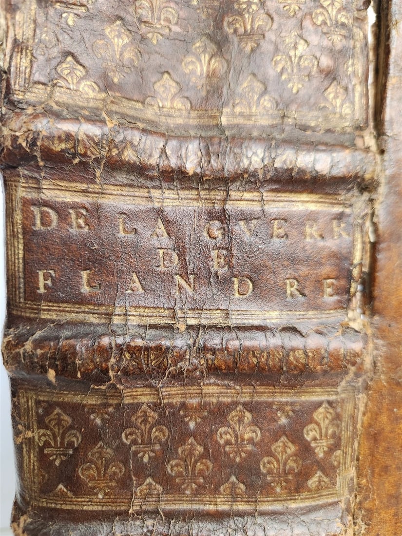 1659 Histoire de la Guerre de Flandre antique FOLIO FRENCH ROYAL PATTERN BINDING - 5