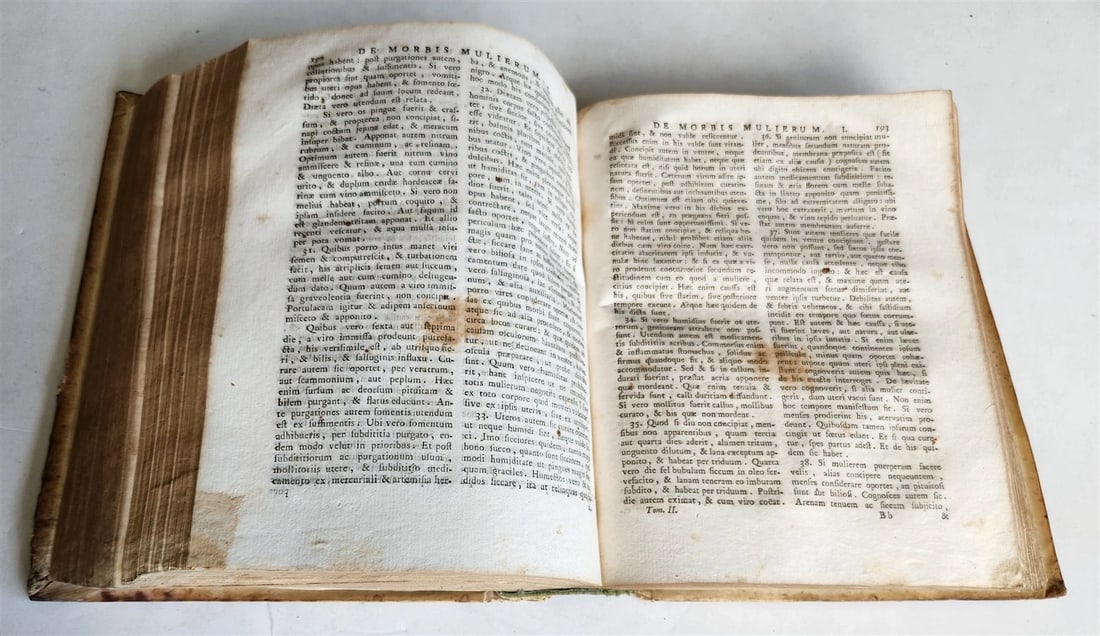 1757 HIPPOCRATES TREATISE antique MEDICAL vellum bound - 5