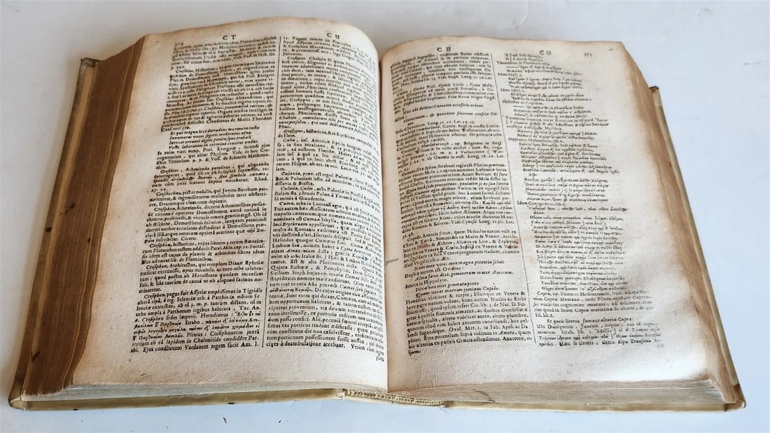 1693 DICTIONARY HISTORICAL GEOGRAPHICAL & POETICAL antique VELLUM BOUND 17th C. - 5