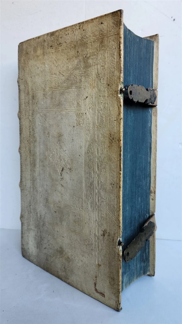 1696 WORLD'S CHRONICLE antique PIGSKIN BOUND FOLIO w/ CLASPS decorative - 3