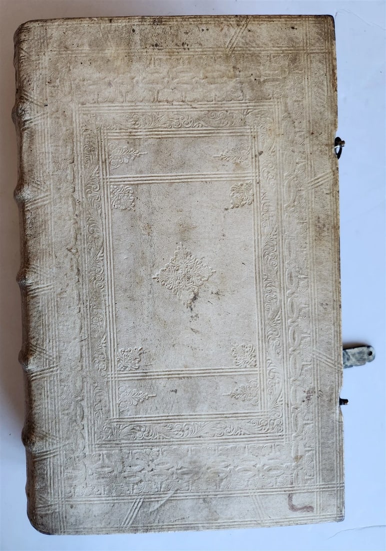 1696 WORLD'S CHRONICLE antique PIGSKIN BOUND FOLIO w/ CLASPS decorative - 5
