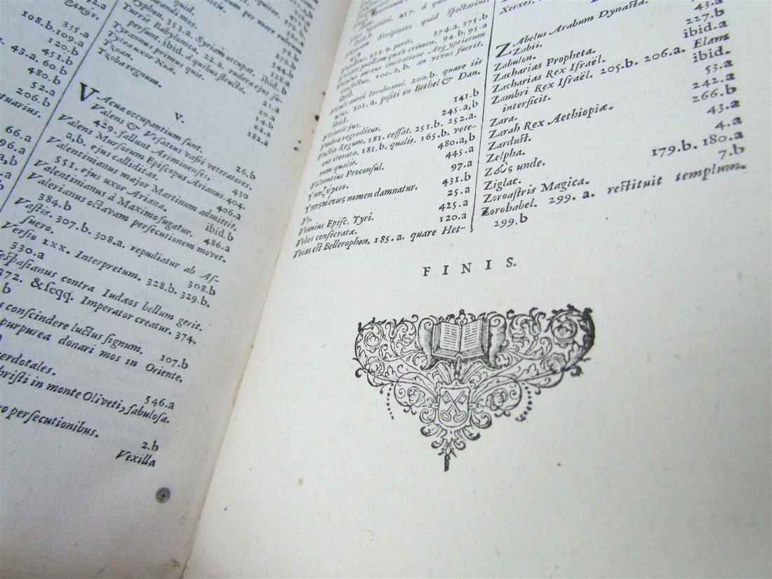 1647 Sulpici Severi Presbyteri. Opera omnia antique VELLUM BOUND - 10