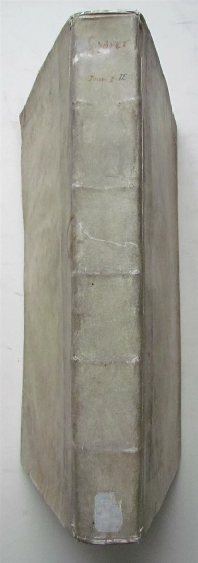 1731 VELLUM BINDING FOLIO PATRITII SPORER THELOLOGIA ANTIQUE: Tomus Primus Printed in Venice in 1731 With some foxing. Size 9 3/4 by 15 1/4" PA residents please add sales tax. Reserve: $185.00 Shipping: Domestic: Flat-rate of $25.00 to anywhere within the