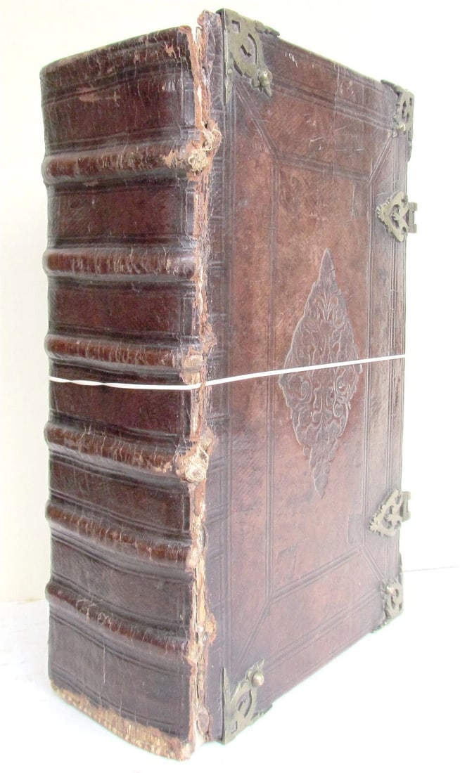 1738 BIBLE in DUTCH ILLUSTRATED w/ MAPS MASSIVE FOLIO in DUTCH antique BIBLIA: BIBLIA, DAT IS DE GANTSCHE H. SCHRIFTURE, vervattende alle de canonijcke boecken des ouden en des nieuwen testaments (...). Dordrecht: Jacob en Hendrik Keur, 1738 Old and new Testaments With engraved