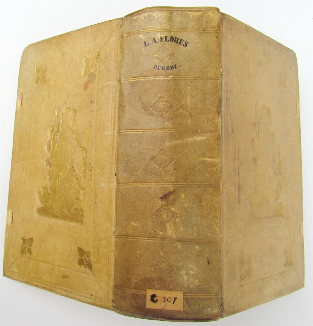 1744 ROMAN HISTORY ARMORIAL VELLUM BINDING ILLUSTRATED w/ MAP antique by FLORUS - 2