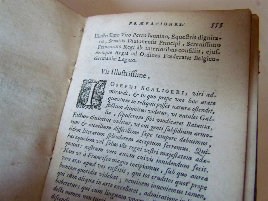 1657 ELZEVIR PRESS ORATIONUM by DANIELIS HEINSIUS antique VELLUM BOUND - 11