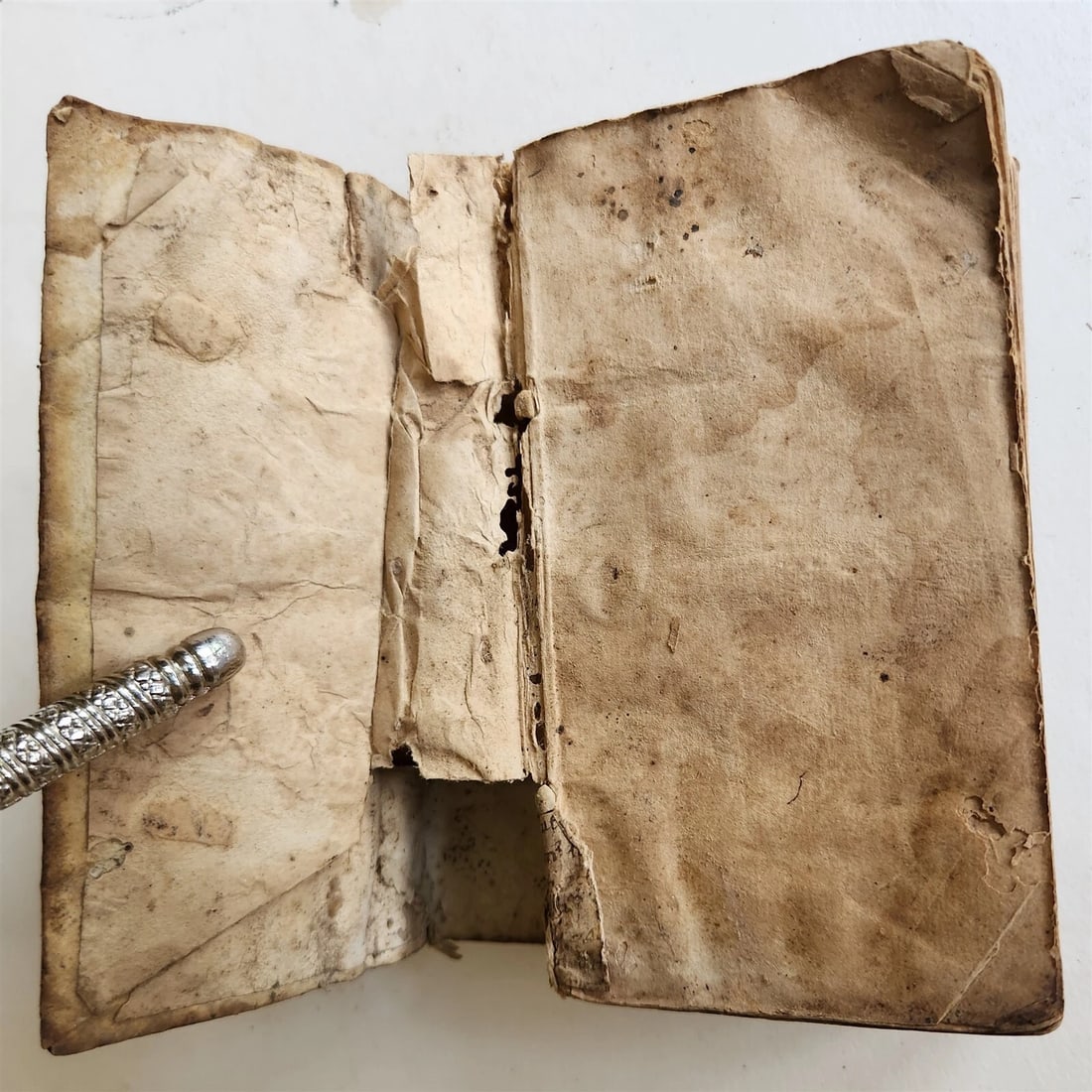1590 HISTORY of WORLD'S RELIGIONS antique 16th CENTURY VELLUM BOUND - 6