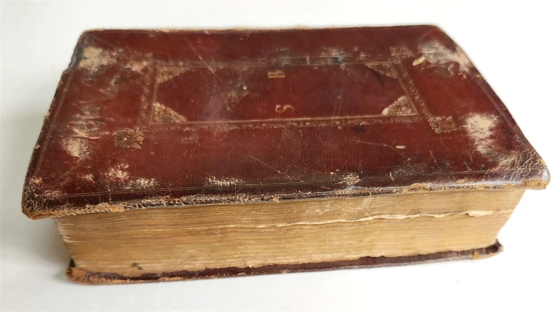 1679 BIBLE in ENGLISH King James antique ORIGINAL red morocco BINDING - 5