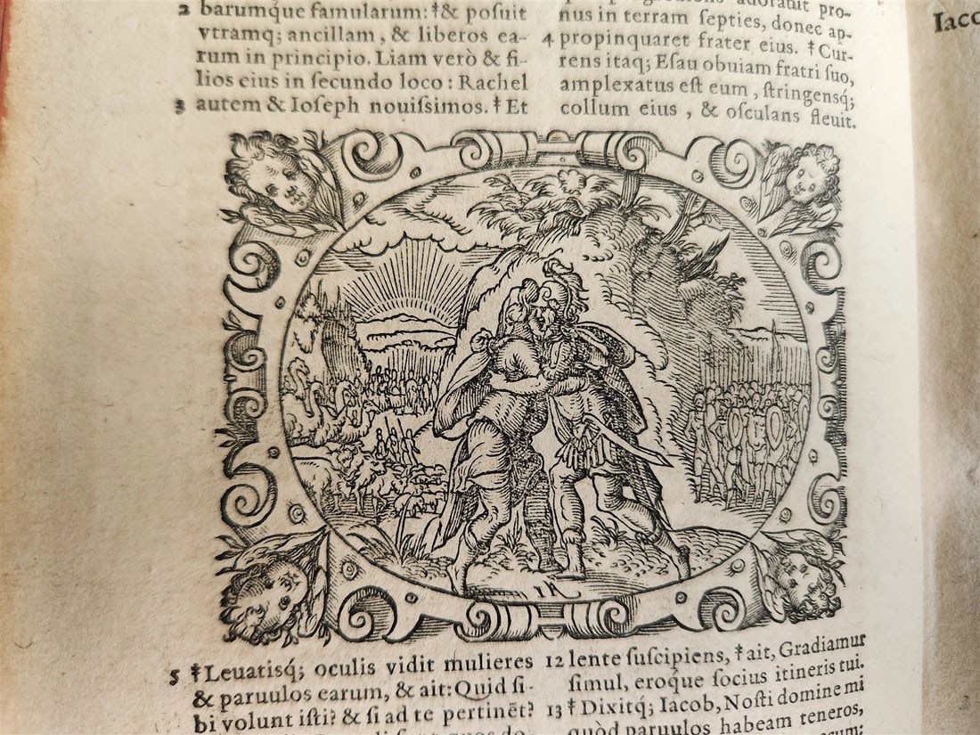 1571 BIBLE in LATIN ILLUSTRATED w/ 135 WOODCUTS antique PIGSKIN w/ METAL CORNERS - 12