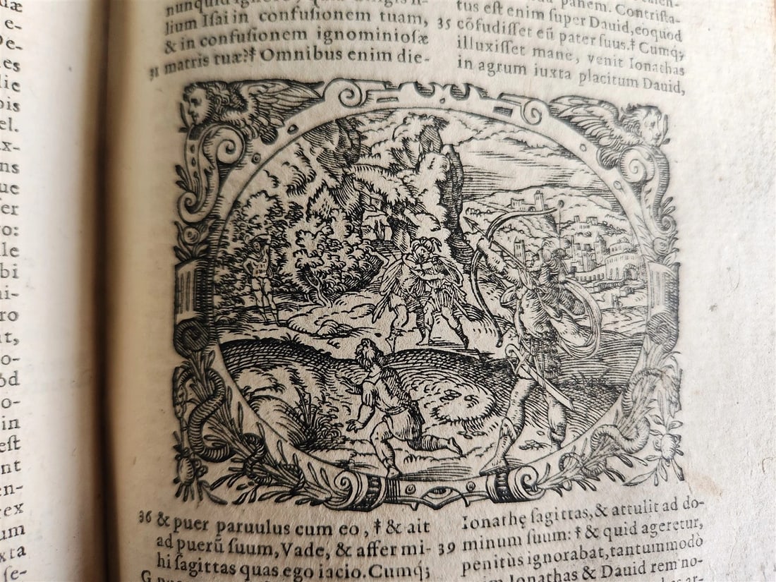 1571 BIBLE in LATIN ILLUSTRATED w/ 135 WOODCUTS antique PIGSKIN w/ METAL CORNERS - 19