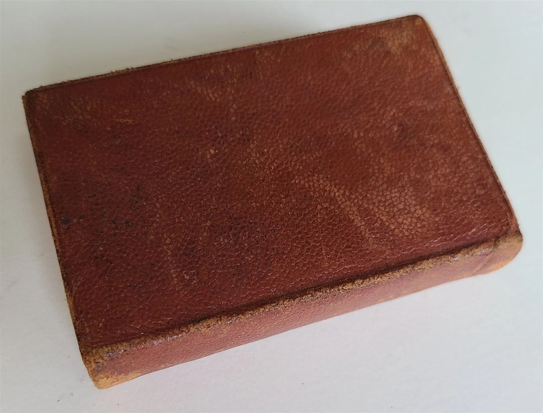 1877 BIBLE in ENGLISH WALLET TYPE Americana New York ANTIQUE NEW TESTAMENT - 3