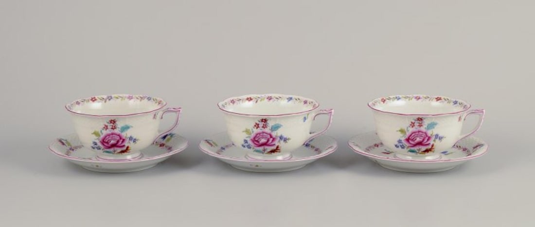 Herend, three pairs of large porcelain teacups with saucers. Dated 1944 (1 of 9)