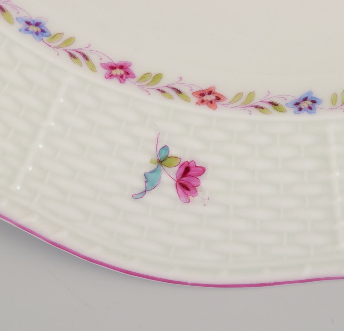 Herend, large round porcelain dish with floral motif. Dated 1944 - 4