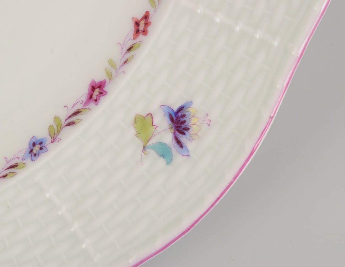 Herend, large round porcelain dish with floral motif. Dated 1944 - 5