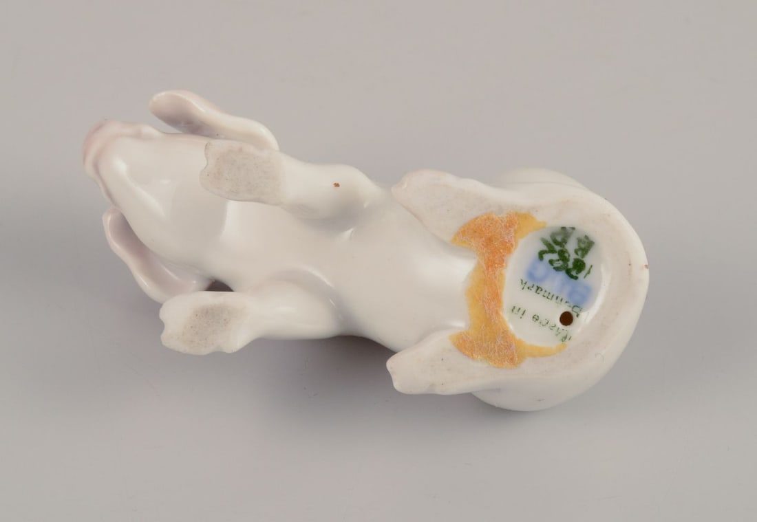 Bing & Grondahll, rare porcelain figurine of a piglet. Approx. 1930. - 5