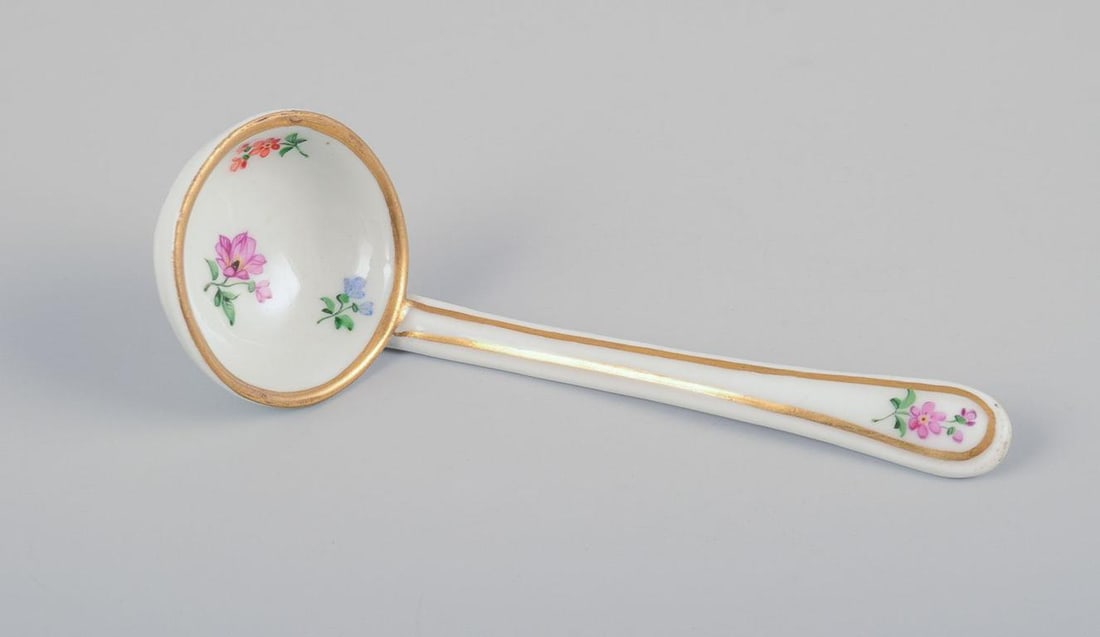 Meissen, Germany, mustard pot with original spoon. Ca. 1920. - 6