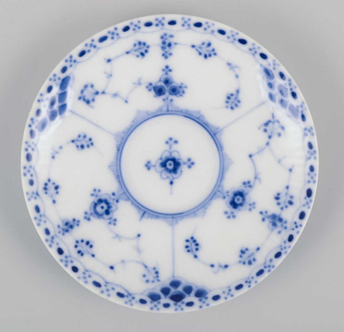 Royal Copenhagen Blue Fluted Half Lace. A set of four porcelain coffee cups with saucers. - 6