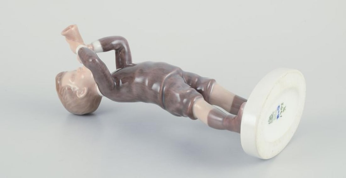 Bing and Grondahl, porcelain figurine of boy with horn. Approx. 1920s. - 8
