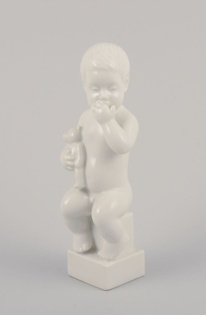 Bing & Grondahl. Two porcelain figurines of two little boys. White glazed. 1920s/30s. - 6